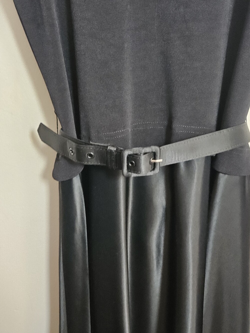 Vintage Tadashi Shoji Black Gown Belted Mock Neck Satin Skirt Evening Dress 14 - Picture 5 of 10